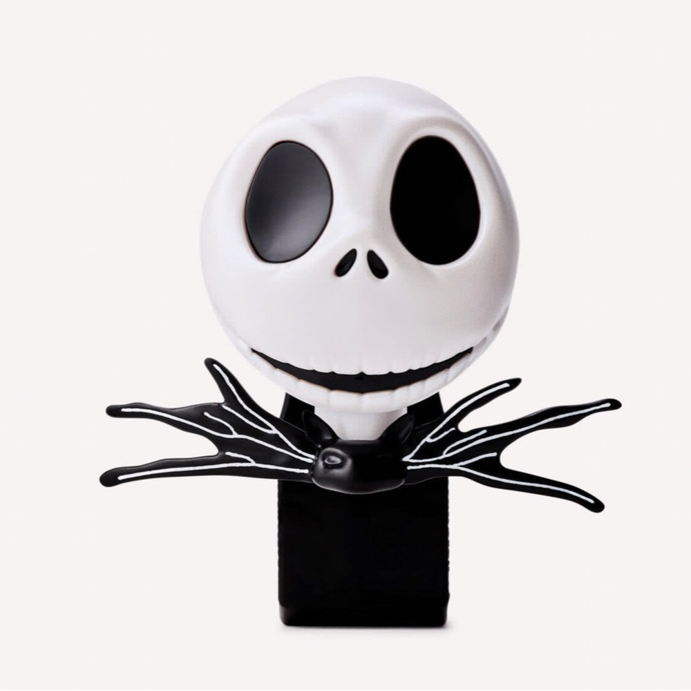 Jack Skellington Wallflower Plug